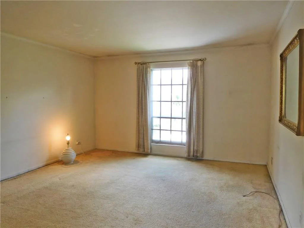 5648 Kingsport Drive Unit 7, Atlanta, Georgia 30342, 3 Bedrooms Bedrooms, ,2 BathroomsBathrooms,Residential,Sold,5648 Kingsport Drive Unit 7,5855532