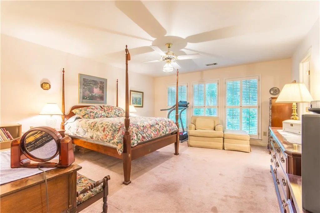 8913 Carroll Manor Drive, Sandy Springs, Georgia 30350, 3 Bedrooms Bedrooms, ,2 BathroomsBathrooms,Residential,Sold,8913 Carroll Manor Drive,6014043