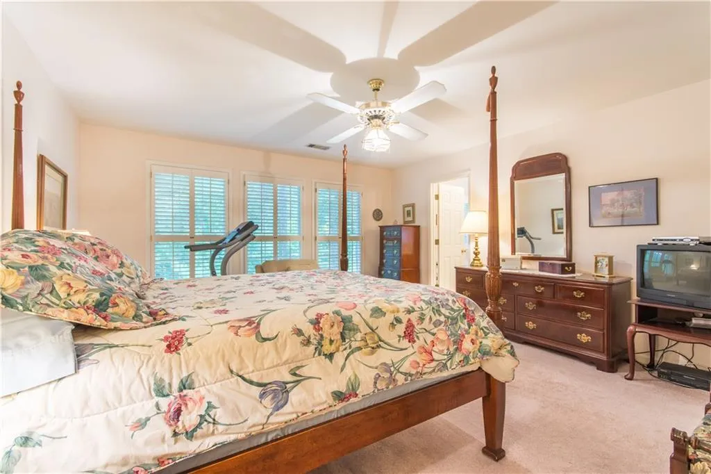 8913 Carroll Manor Drive, Sandy Springs, Georgia 30350, 3 Bedrooms Bedrooms, ,2 BathroomsBathrooms,Residential,Sold,8913 Carroll Manor Drive,6014043