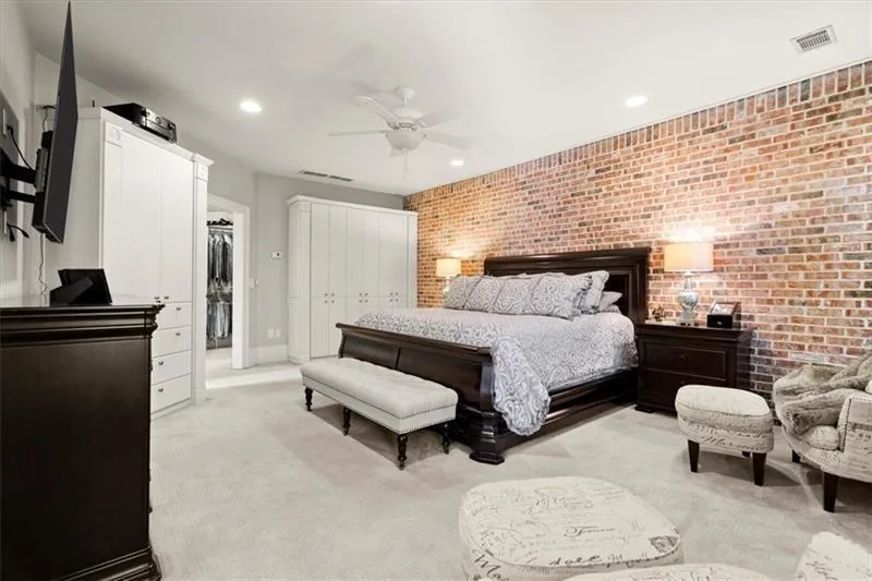 5512 Glenridge Drive Ne Unit E, Sandy Springs, Georgia 30342, 4 Bedrooms Bedrooms, ,4 BathroomsBathrooms,Residential,Sold,5512 Glenridge Drive Ne Unit E,7492546