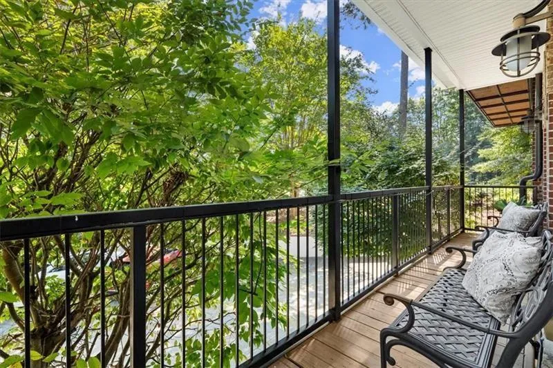 Covered front porch.