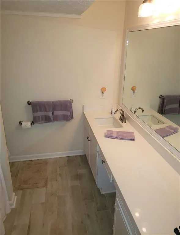 6851 Roswell Road Ne Unit F16, Sandy Springs, Georgia 30328, 3 Bedrooms Bedrooms, ,2 BathroomsBathrooms,Residential,Sold,6851 Roswell Road Ne Unit F16,6735508
