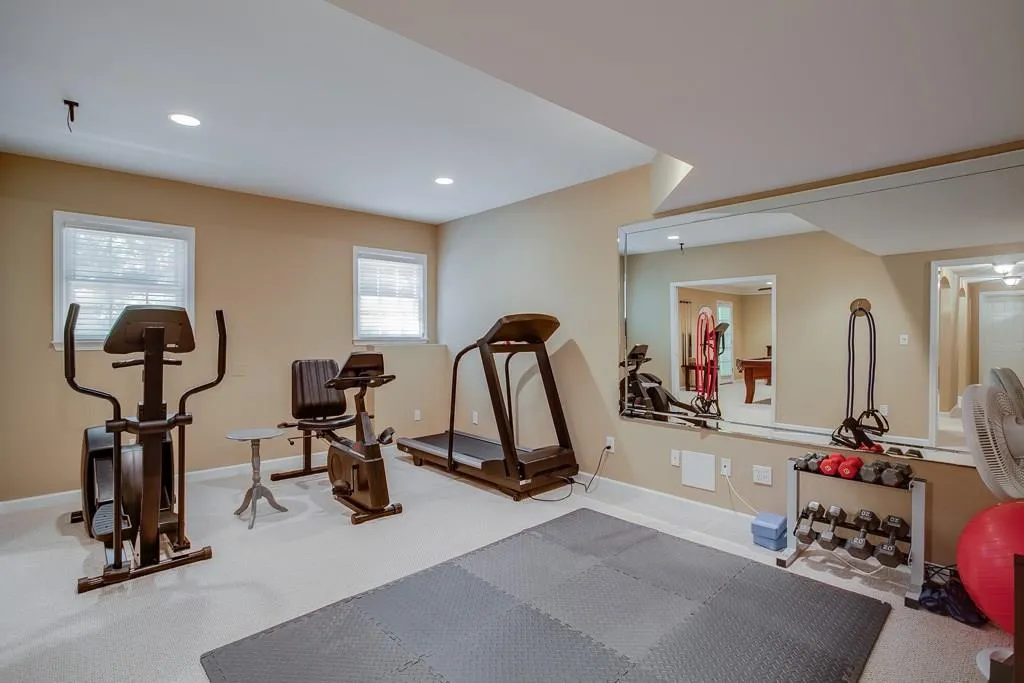 400 Ashdowne Way, Sandy Springs, Georgia 30350, 5 Bedrooms Bedrooms, ,4 BathroomsBathrooms,Residential,Sold,400 Ashdowne Way,5808355