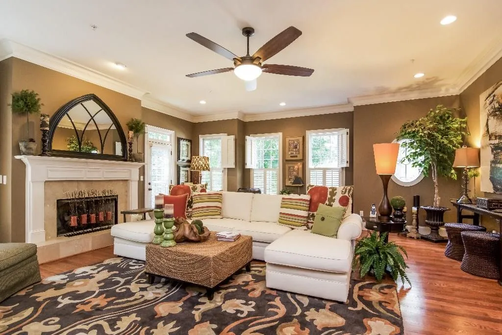5492 Glenridge Drive Unit 568, Atlanta, Georgia 30342, 3 Bedrooms Bedrooms, ,3 BathroomsBathrooms,Residential,Sold,5492 Glenridge Drive Unit 568,5576505