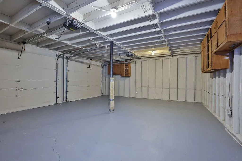 7495 Twin Branch Road, Sandy Springs, Georgia 30328, 4 Bedrooms Bedrooms, ,3 BathroomsBathrooms,Residential,Sold,7495 Twin Branch Road,7245687