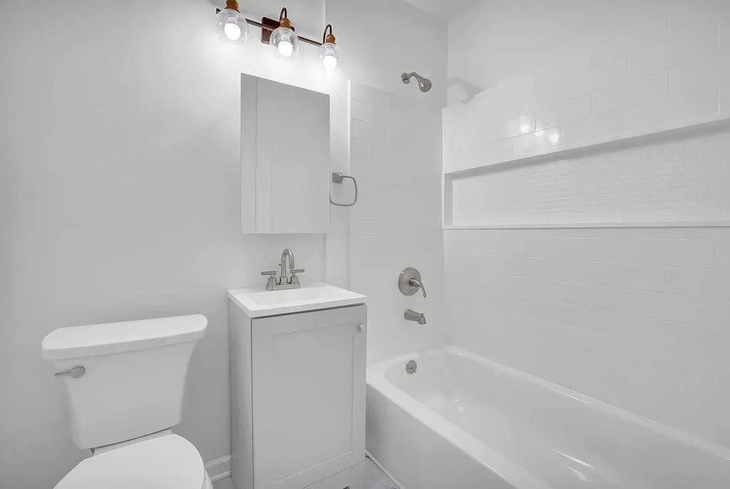 7495 Twin Branch Road, Sandy Springs, Georgia 30328, 4 Bedrooms Bedrooms, ,3 BathroomsBathrooms,Residential,Sold,7495 Twin Branch Road,7245687