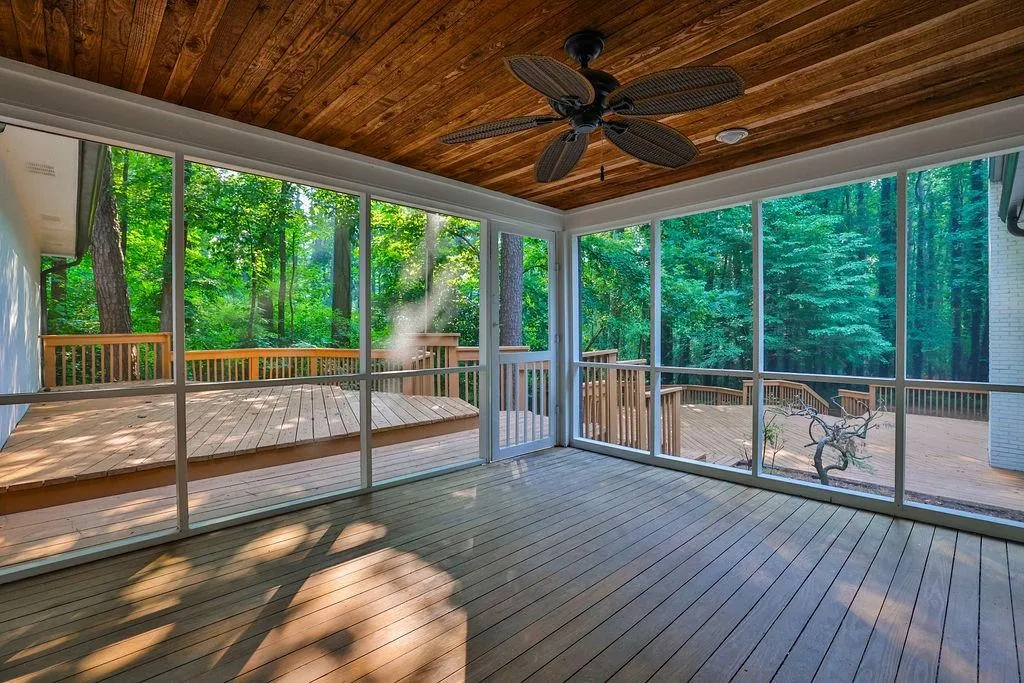 7495 Twin Branch Road, Sandy Springs, Georgia 30328, 4 Bedrooms Bedrooms, ,3 BathroomsBathrooms,Residential,Sold,7495 Twin Branch Road,7245687