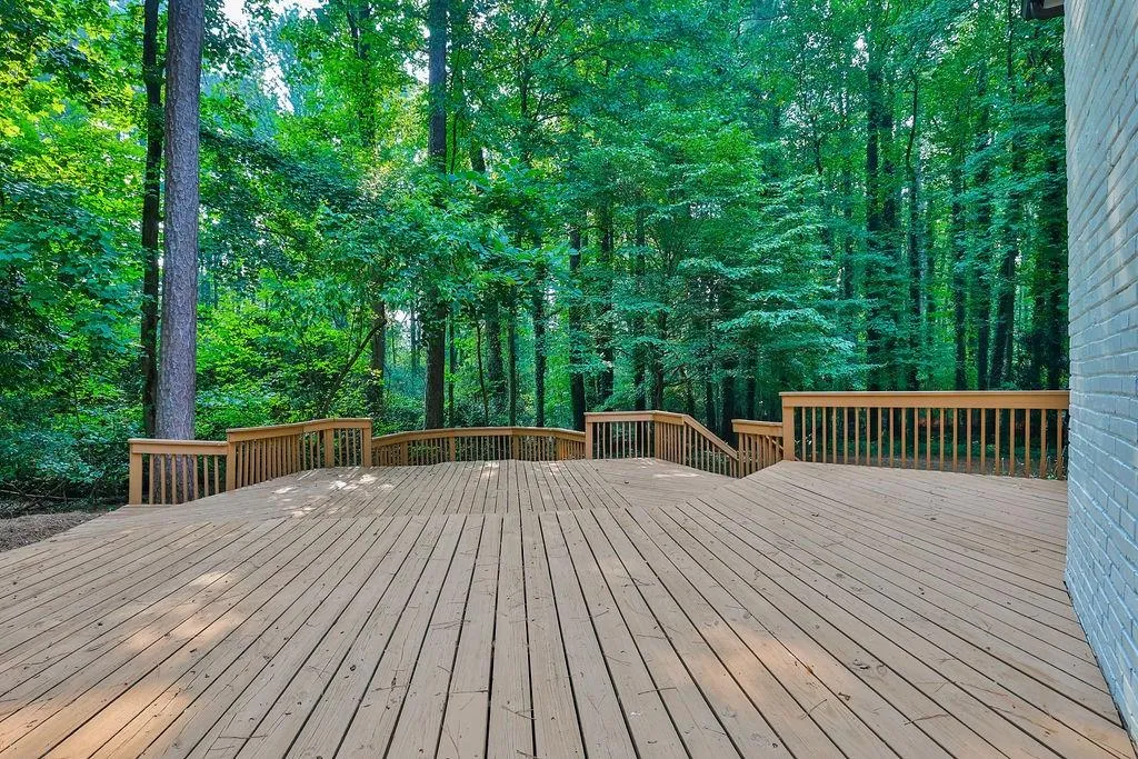 7495 Twin Branch Road, Sandy Springs, Georgia 30328, 4 Bedrooms Bedrooms, ,3 BathroomsBathrooms,Residential,Sold,7495 Twin Branch Road,7245687