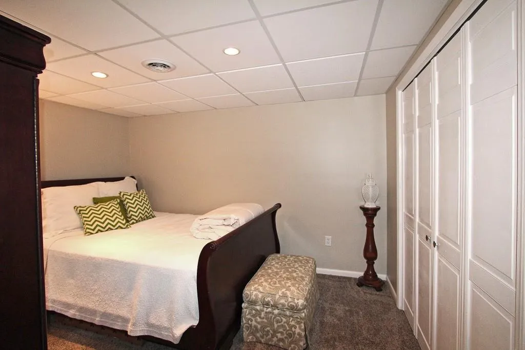 530 Forest Hills Drive, Sandy Springs, Georgia 30342, 3 Bedrooms Bedrooms, ,2 BathroomsBathrooms,Residential,Sold,530 Forest Hills Drive,5585141