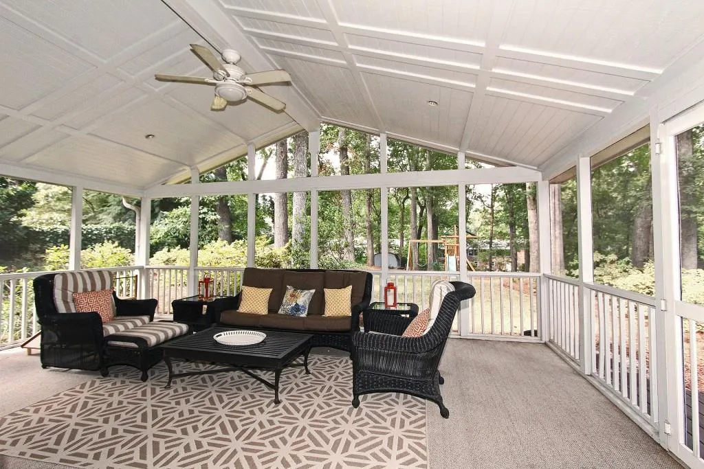 530 Forest Hills Drive, Sandy Springs, Georgia 30342, 3 Bedrooms Bedrooms, ,2 BathroomsBathrooms,Residential,Sold,530 Forest Hills Drive,5585141