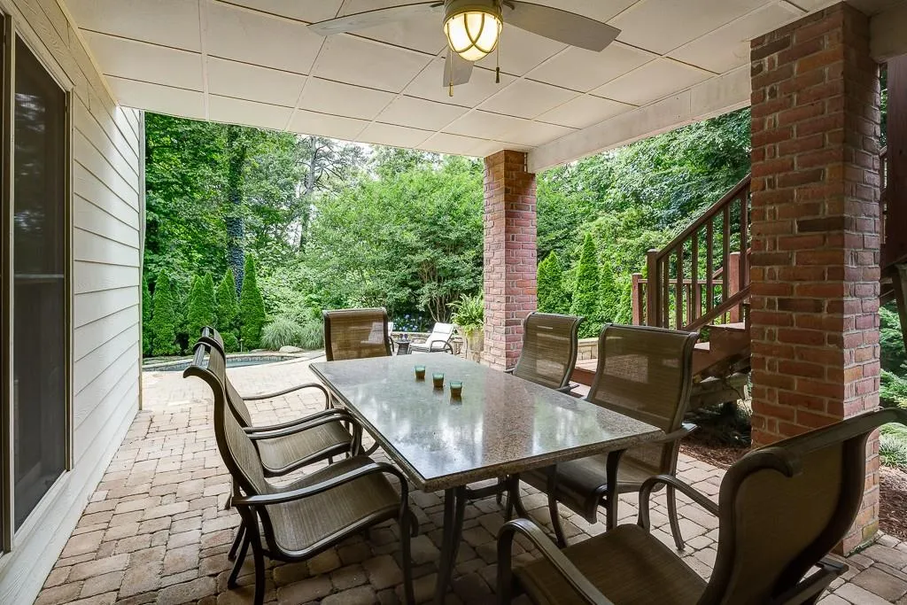 1123 Whitehall Pointe, Sandy Springs, Georgia 30338, 4 Bedrooms Bedrooms, ,3 BathroomsBathrooms,Residential,Sold,1123 Whitehall Pointe,5698883