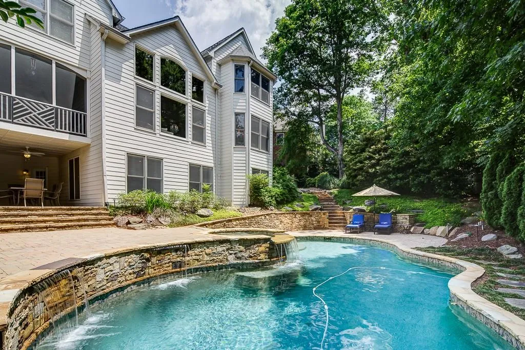 1123 Whitehall Pointe, Sandy Springs, Georgia 30338, 4 Bedrooms Bedrooms, ,3 BathroomsBathrooms,Residential,Sold,1123 Whitehall Pointe,5698883