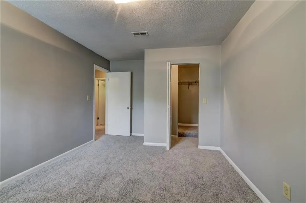 6900 Roswell Road Unit I7, Atlanta, Georgia 30328, 3 Bedrooms Bedrooms, ,2 BathroomsBathrooms,Residential,Sold,6900 Roswell Road Unit I7,6037912