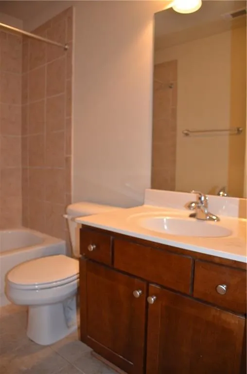 801 Perennial Drive, Atlanta, Georgia 30328, 2 Bedrooms Bedrooms, ,2 BathroomsBathrooms,Residential,Sold,801 Perennial Drive,6112873