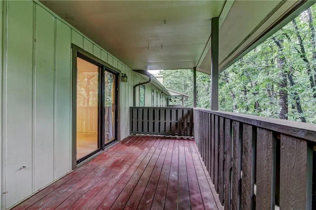 209 Woodcliff Drive, Atlanta, Georgia 30350, 2 Bedrooms Bedrooms, ,2 BathroomsBathrooms,Residential,Sold,209 Woodcliff Drive,5892515