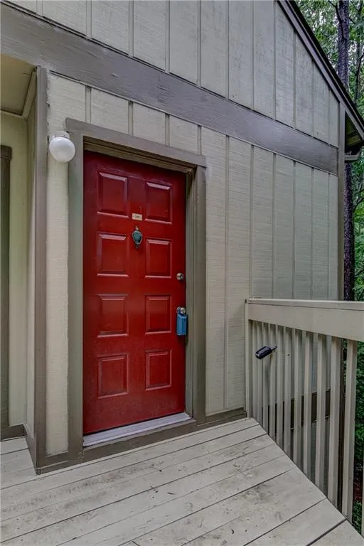 209 Woodcliff Drive, Atlanta, Georgia 30350, 2 Bedrooms Bedrooms, ,2 BathroomsBathrooms,Residential,Sold,209 Woodcliff Drive,5892515