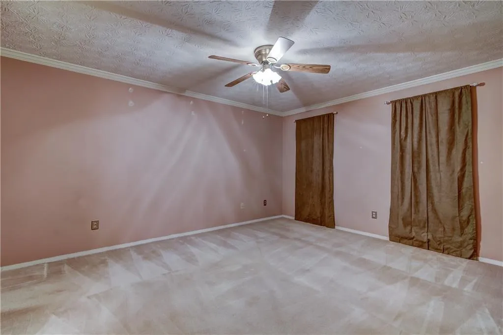 209 Woodcliff Drive, Atlanta, Georgia 30350, 2 Bedrooms Bedrooms, ,2 BathroomsBathrooms,Residential,Sold,209 Woodcliff Drive,5892515