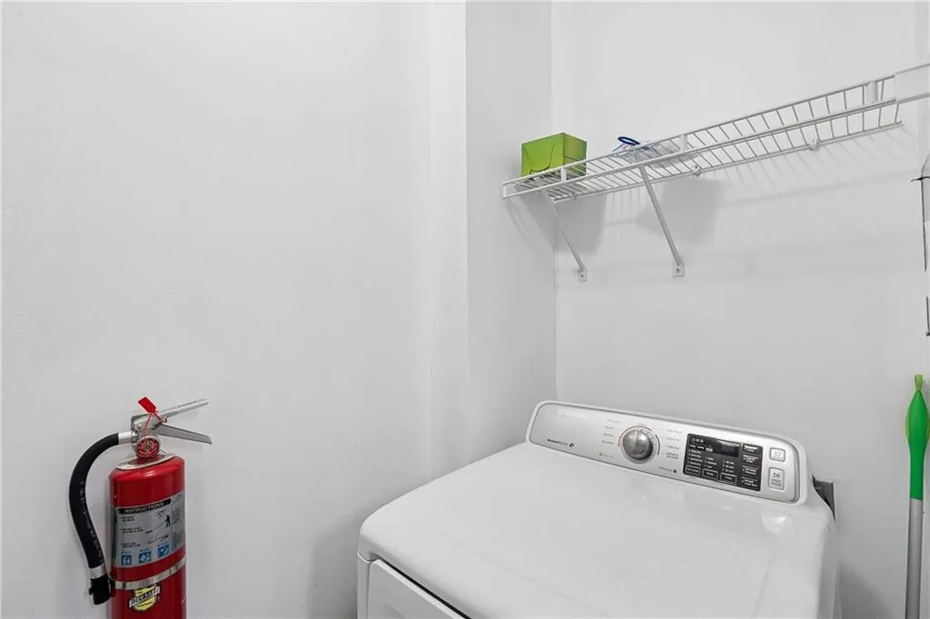3334 Peachtree Road Ne Unit 1001, Atlanta, Georgia 30326, 1 Bedroom Bedrooms, 0 ,1 BathroomBathrooms,Residential,For Sale,3334 Peachtree Road Ne Unit 1001,7814047