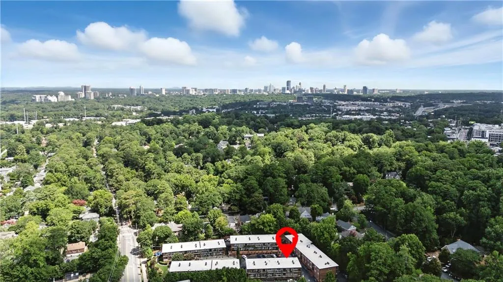 1705 Monroe Drive Ne Unit B05, Atlanta, Georgia 30324, 2 Bedrooms Bedrooms, ,1 BathroomBathrooms,Residential,For Sale,1705 Monroe Drive Ne Unit B05,7619070