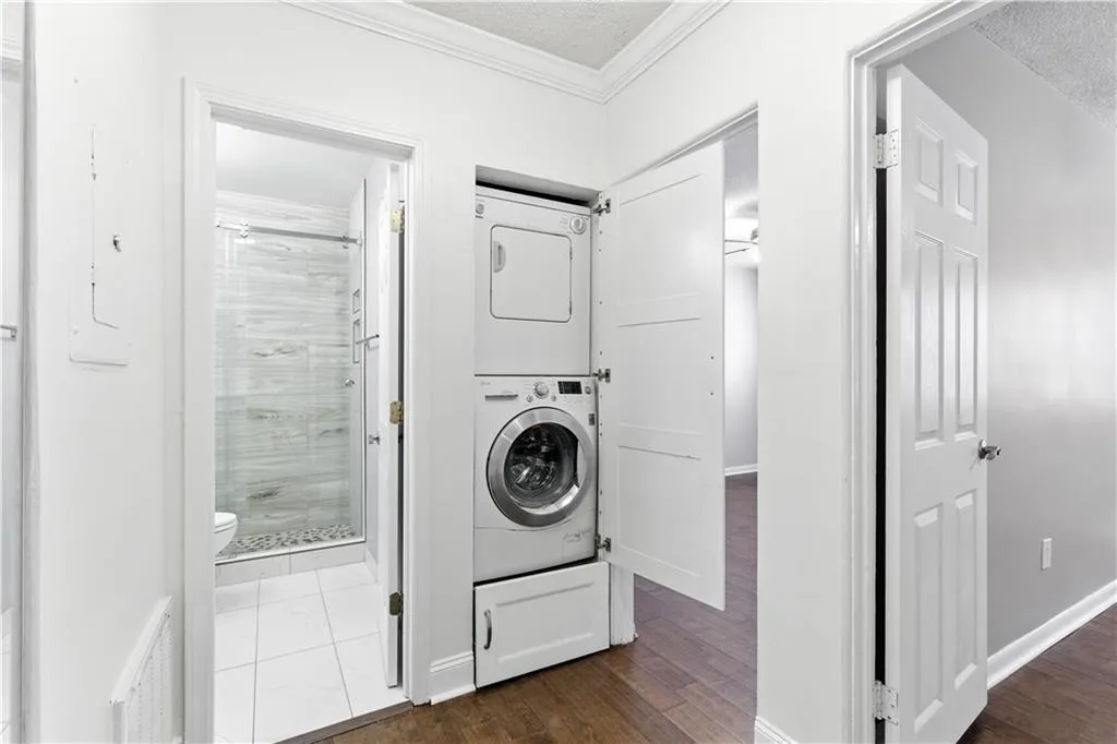 1705 Monroe Drive Ne Unit B05, Atlanta, Georgia 30324, 2 Bedrooms Bedrooms, ,1 BathroomBathrooms,Residential,For Sale,1705 Monroe Drive Ne Unit B05,7619070