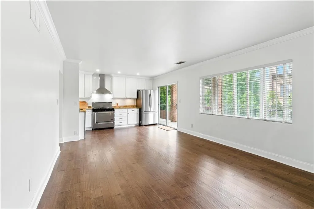 1705 Monroe Drive Ne Unit B05, Atlanta, Georgia 30324, 2 Bedrooms Bedrooms, ,1 BathroomBathrooms,Residential,For Sale,1705 Monroe Drive Ne Unit B05,7619070