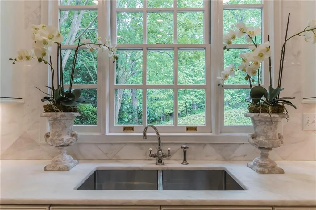 4777 Riverview Road, Atlanta, Georgia 30327, 6 Bedrooms Bedrooms, ,5 BathroomsBathrooms,Residential,Sold,4777 Riverview Road,6549000