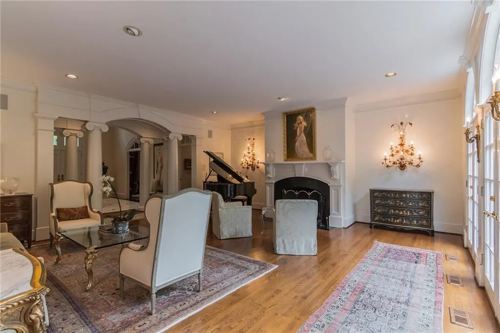 4777 Riverview Road, Atlanta, Georgia 30327, 6 Bedrooms Bedrooms, ,5 BathroomsBathrooms,Residential,Sold,4777 Riverview Road,6549000