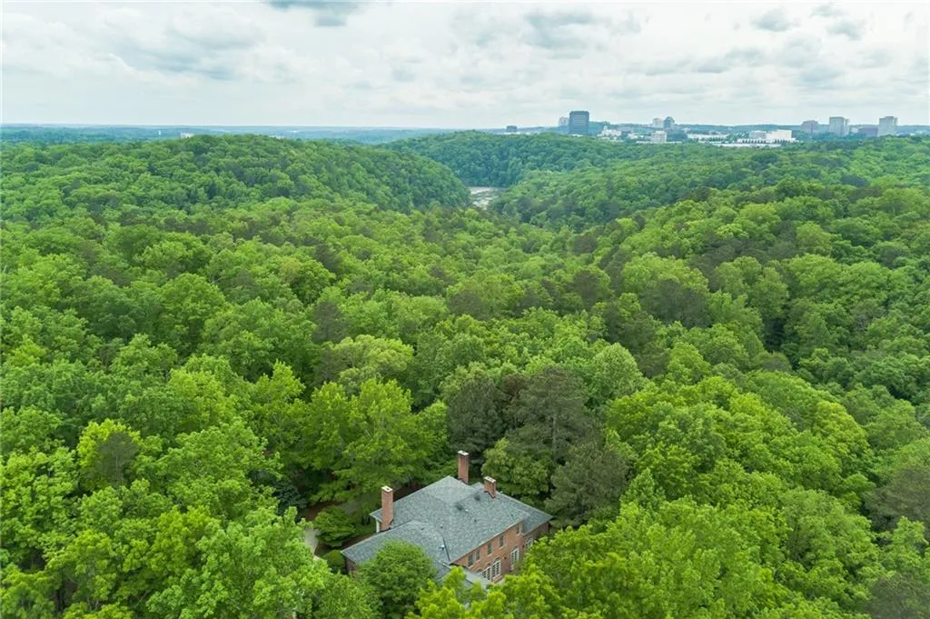 4777 Riverview Road, Atlanta, Georgia 30327, 6 Bedrooms Bedrooms, ,5 BathroomsBathrooms,Residential,Sold,4777 Riverview Road,6549000