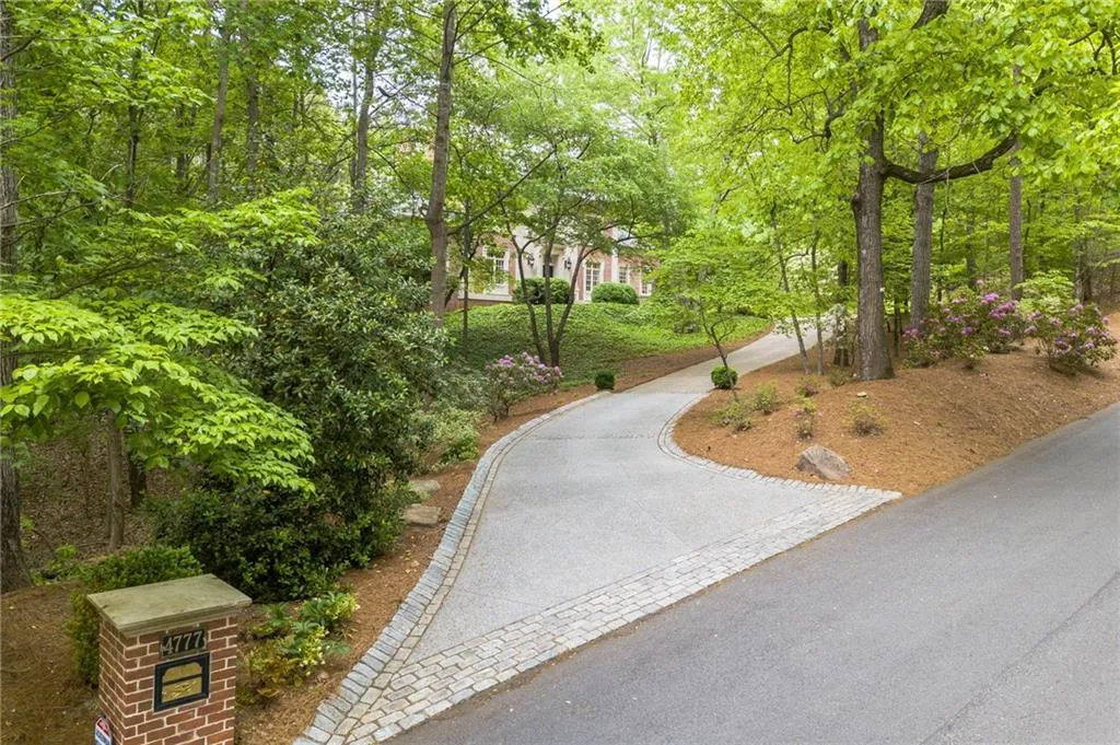 4777 Riverview Road, Atlanta, Georgia 30327, 6 Bedrooms Bedrooms, ,5 BathroomsBathrooms,Residential,Sold,4777 Riverview Road,6549000