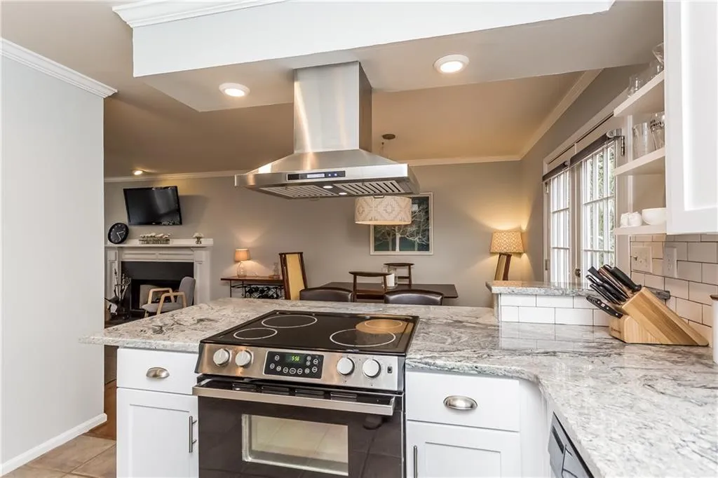 1756 Ridgeway Avenue Nw, Atlanta, Georgia 30318, 3 Bedrooms Bedrooms, ,2 BathroomsBathrooms,Residential,Sold,1756 Ridgeway Avenue Nw,5654510