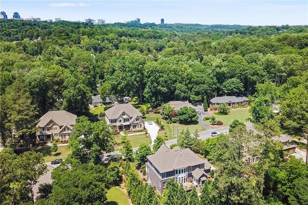 1035 Balmoral Road, Atlanta, Georgia 30319, 6 Bedrooms Bedrooms, ,5 BathroomsBathrooms,Residential,Sold,1035 Balmoral Road,6558554