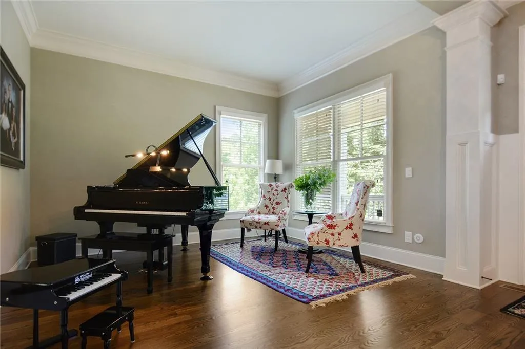 1035 Balmoral Road, Atlanta, Georgia 30319, 6 Bedrooms Bedrooms, ,5 BathroomsBathrooms,Residential,Sold,1035 Balmoral Road,6558554