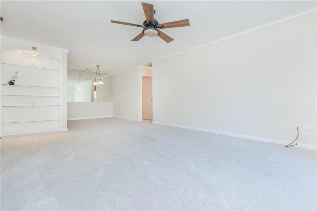 6851 Roswell Road Unit O9, Sandy Springs, Georgia 30328, 1 Bedroom Bedrooms, ,1 BathroomBathrooms,Residential,Sold,6851 Roswell Road Unit O9,6604271