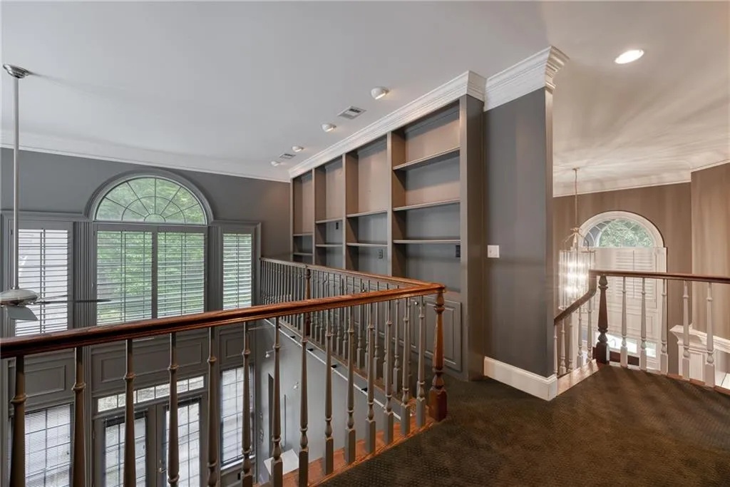 8 The Croft, Sandy Springs, Georgia 30342, 4 Bedrooms Bedrooms, ,4 BathroomsBathrooms,Residential,Sold,8 The Croft,7103300