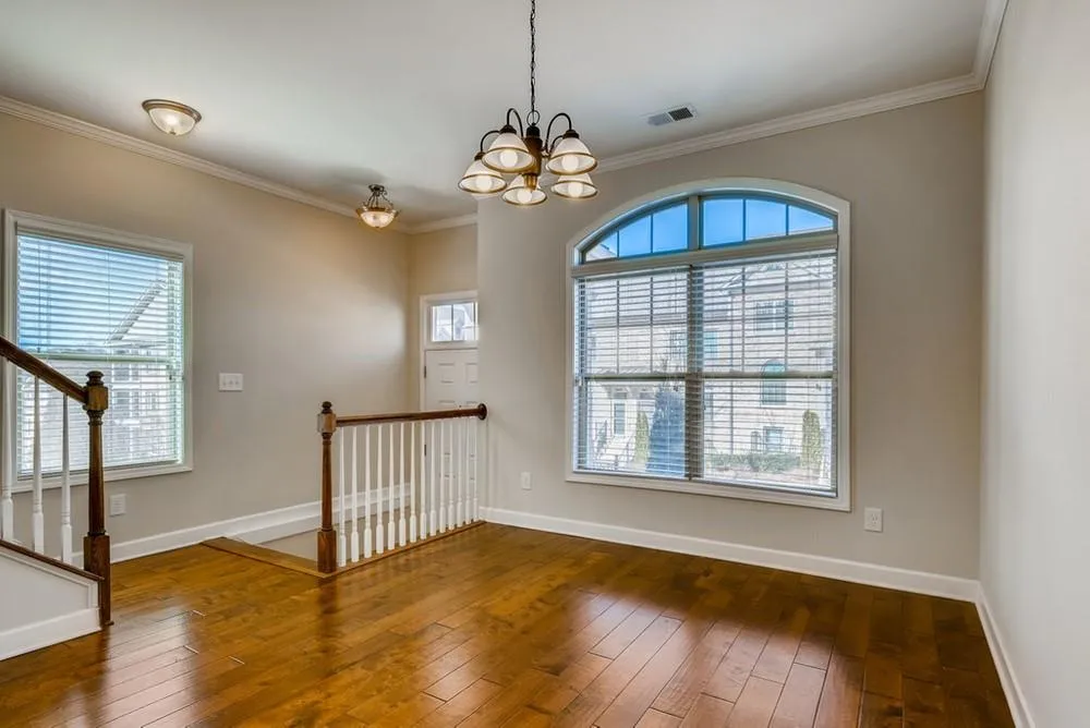 7365 Highland Bluff, Sandy Springs, Georgia 30328, 3 Bedrooms Bedrooms, ,3 BathroomsBathrooms,Residential,Sold,7365 Highland Bluff,6830126