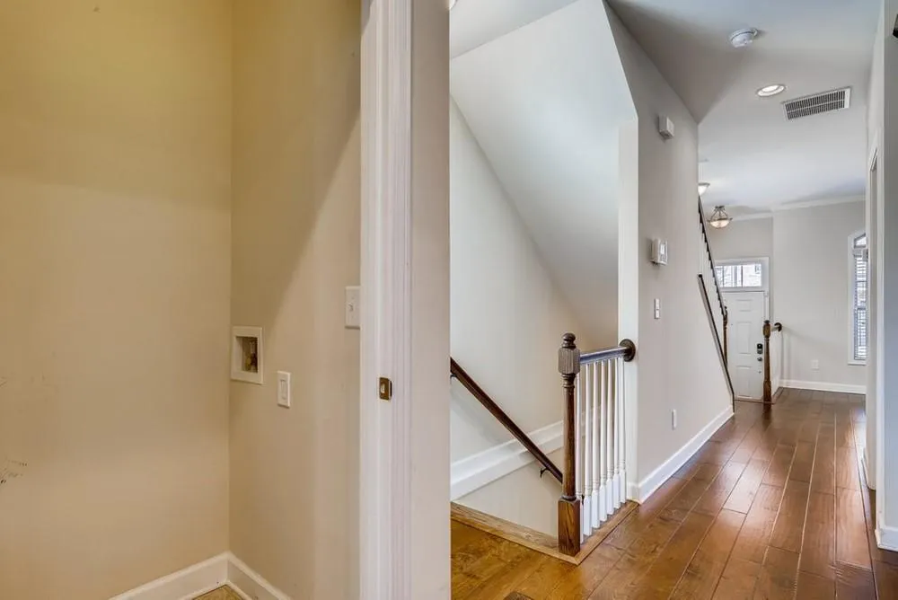 7365 Highland Bluff, Sandy Springs, Georgia 30328, 3 Bedrooms Bedrooms, ,3 BathroomsBathrooms,Residential,Sold,7365 Highland Bluff,6830126
