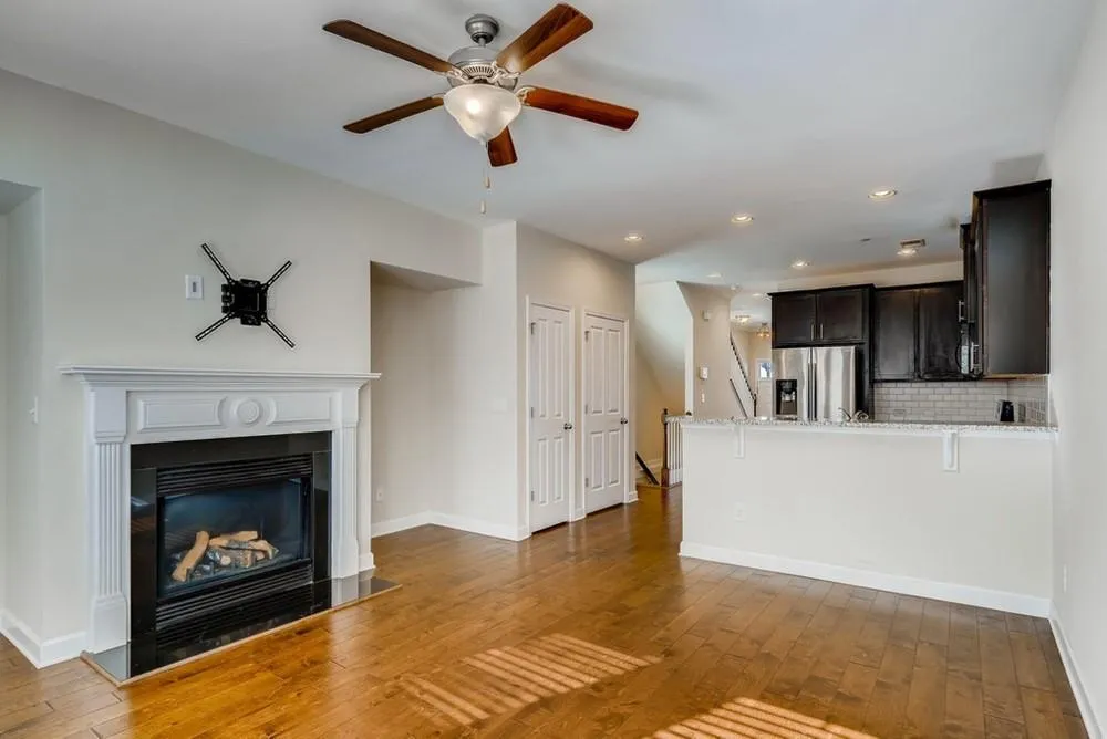 7365 Highland Bluff, Sandy Springs, Georgia 30328, 3 Bedrooms Bedrooms, ,3 BathroomsBathrooms,Residential,Sold,7365 Highland Bluff,6830126