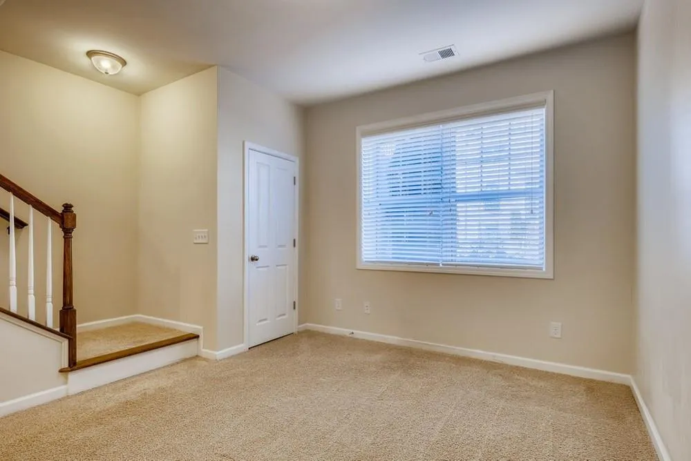 7365 Highland Bluff, Sandy Springs, Georgia 30328, 3 Bedrooms Bedrooms, ,3 BathroomsBathrooms,Residential,Sold,7365 Highland Bluff,6830126