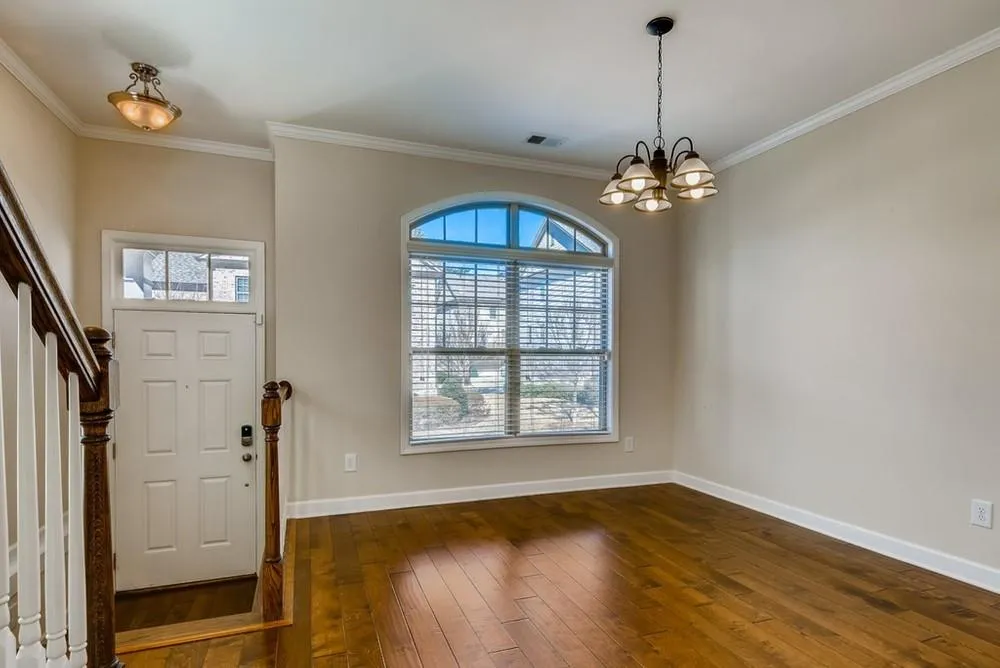 7365 Highland Bluff, Sandy Springs, Georgia 30328, 3 Bedrooms Bedrooms, ,3 BathroomsBathrooms,Residential,Sold,7365 Highland Bluff,6830126