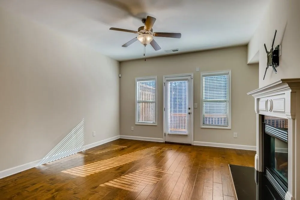 7365 Highland Bluff, Sandy Springs, Georgia 30328, 3 Bedrooms Bedrooms, ,3 BathroomsBathrooms,Residential,Sold,7365 Highland Bluff,6830126
