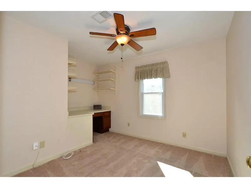 4 Huntington Place Drive Unit 4, Sandy Springs, Georgia 30350, 3 Bedrooms Bedrooms, ,2 BathroomsBathrooms,Residential,Sold,4 Huntington Place Drive Unit 4,5370585