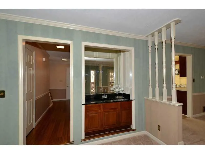 4 Huntington Place Drive Unit 4, Sandy Springs, Georgia 30350, 3 Bedrooms Bedrooms, ,2 BathroomsBathrooms,Residential,Sold,4 Huntington Place Drive Unit 4,5370585