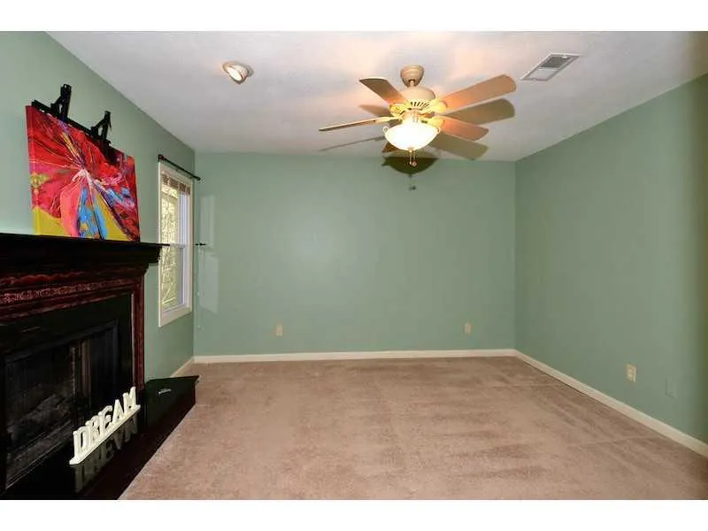 4 Huntington Place Drive Unit 4, Sandy Springs, Georgia 30350, 3 Bedrooms Bedrooms, ,2 BathroomsBathrooms,Residential,Sold,4 Huntington Place Drive Unit 4,5370585