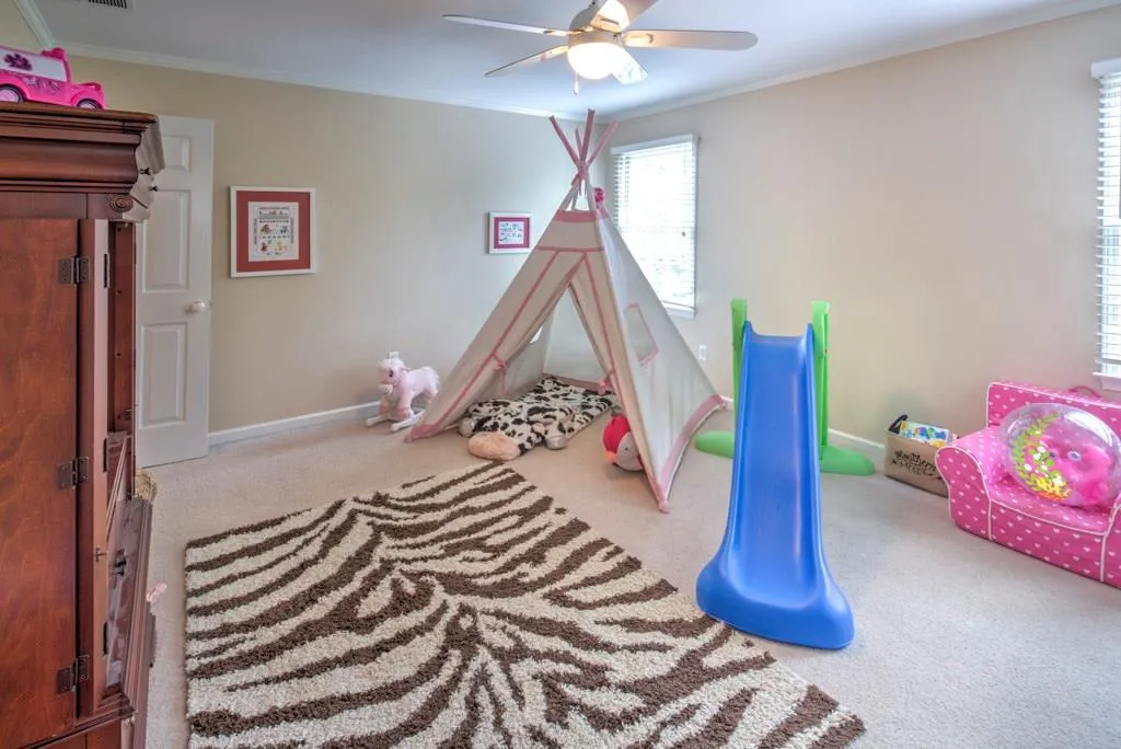 725 Amster Green Drive, Sandy Springs, Georgia 30350, 5 Bedrooms Bedrooms, ,4 BathroomsBathrooms,Residential,Sold,725 Amster Green Drive,5834731