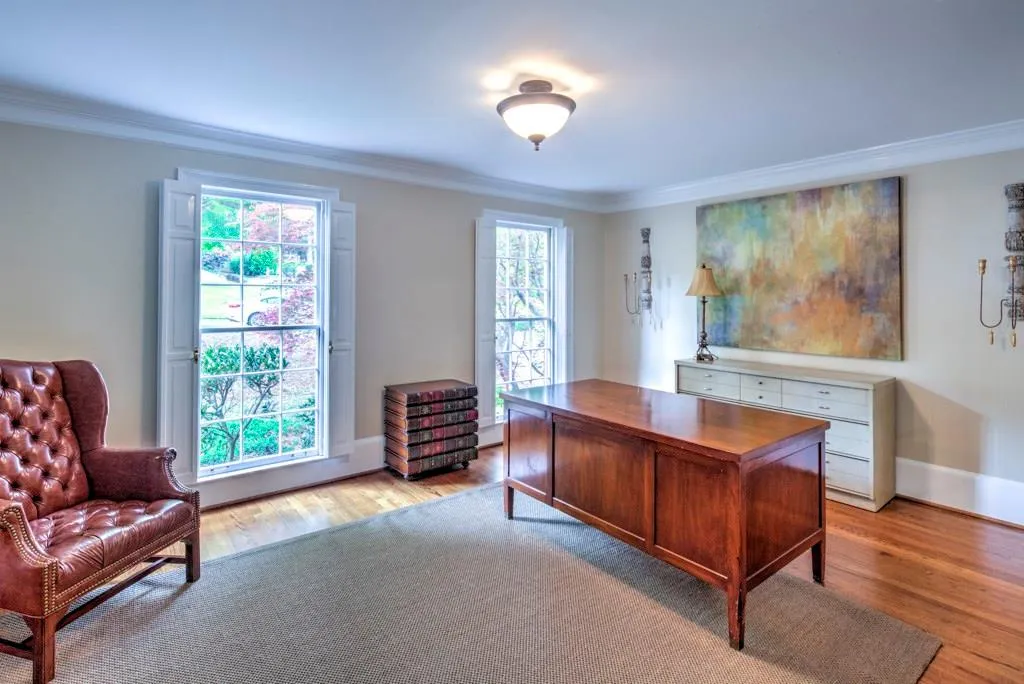 725 Amster Green Drive, Sandy Springs, Georgia 30350, 5 Bedrooms Bedrooms, ,4 BathroomsBathrooms,Residential,Sold,725 Amster Green Drive,5834731