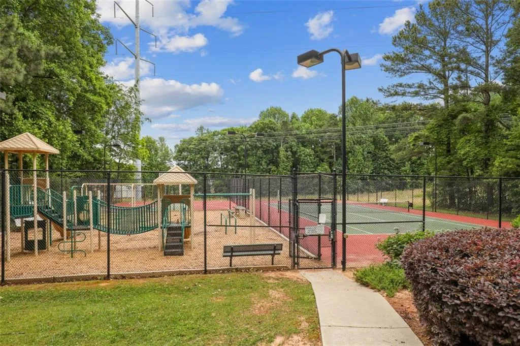 545 Spender Trace, Atlanta, Georgia 30350, 5 Bedrooms Bedrooms, ,3 BathroomsBathrooms,Residential,Sold,545 Spender Trace,6891151