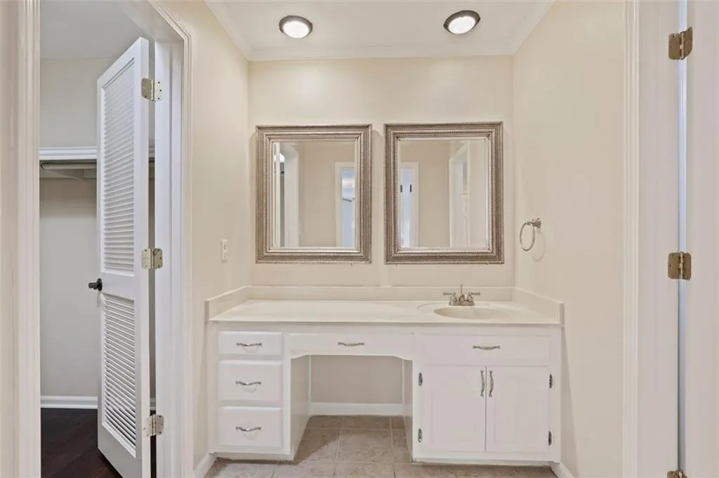 545 Spender Trace, Atlanta, Georgia 30350, 5 Bedrooms Bedrooms, ,3 BathroomsBathrooms,Residential,Sold,545 Spender Trace,6891151