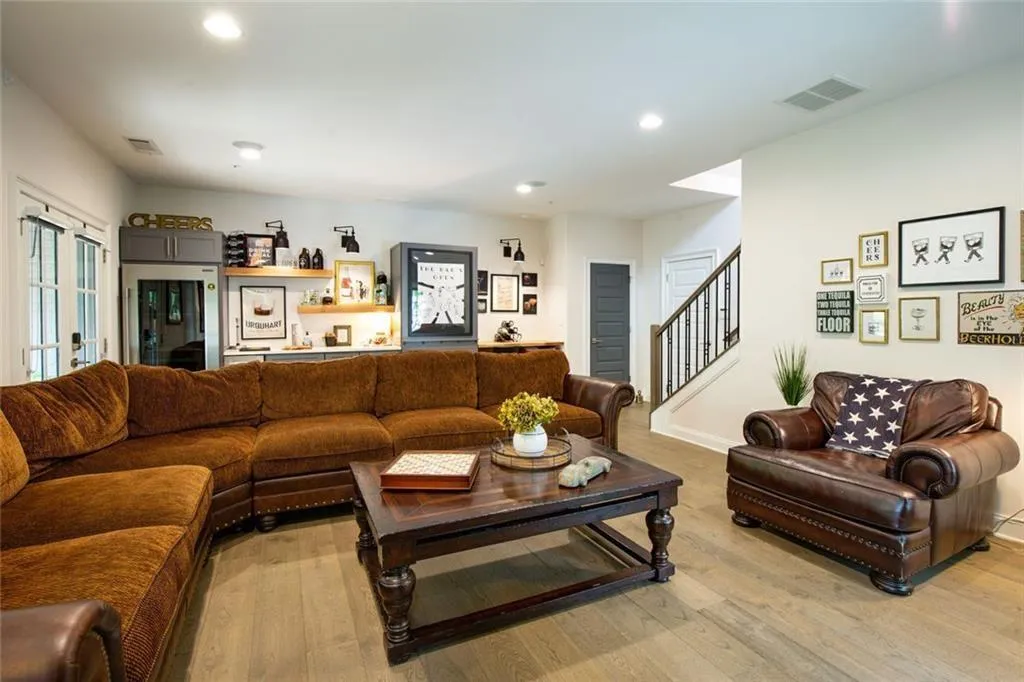 6766 Cadence Boulevard, Sandy Springs, Georgia 30328, 3 Bedrooms Bedrooms, ,3 BathroomsBathrooms,Residential,For Sale,6766 Cadence Boulevard,7646967
