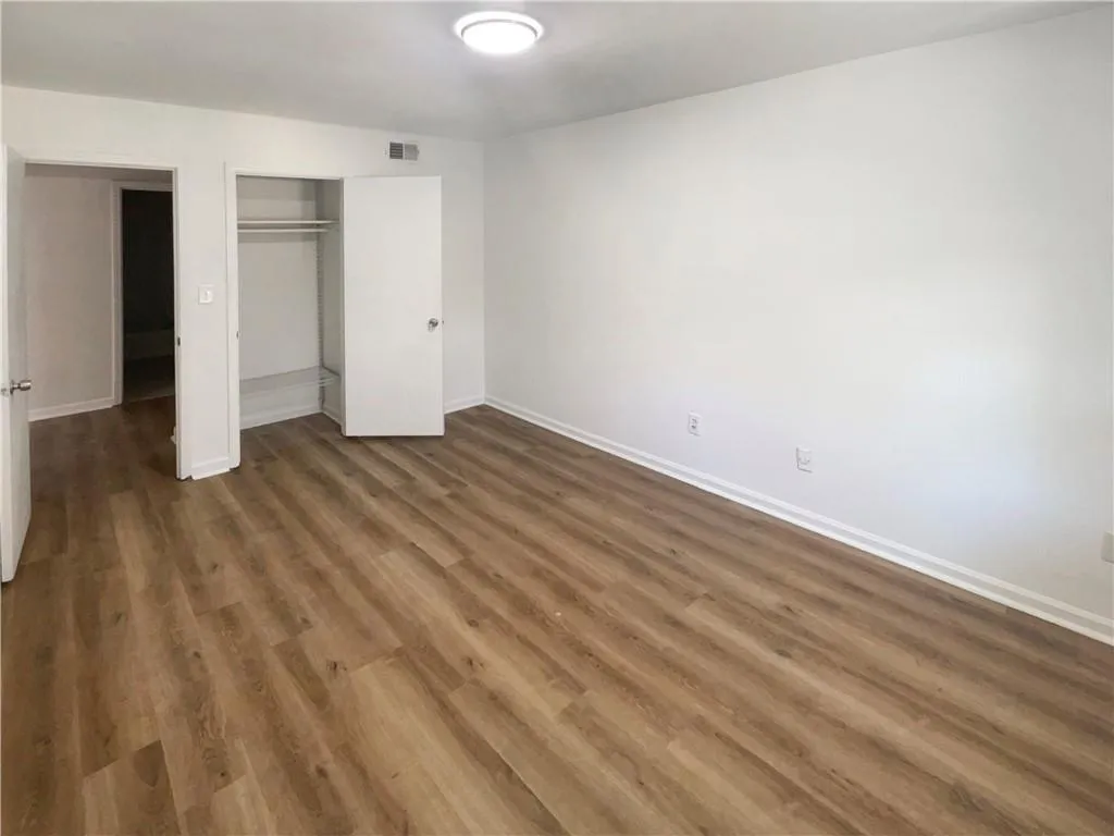 6520 Roswell Road Unit 68, Atlanta, Georgia 30328, 2 Bedrooms Bedrooms, ,2 BathroomsBathrooms,Residential,For Sale,6520 Roswell Road Unit 68,7613895