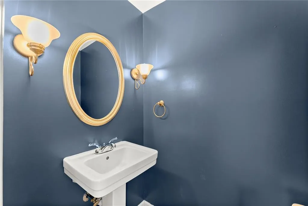 6520 Roswell Road Unit 106, Atlanta, Georgia 30328, 2 Bedrooms Bedrooms, ,1 BathroomBathrooms,Residential,Sold,6520 Roswell Road Unit 106,7503194 6520 Roswell Road Unit 106, Atlanta, Georgia 30328, 2 Bedrooms Bedrooms, ,1 BathroomBathrooms,Residential,Sold,6520 Roswell Road Unit 106,7503194